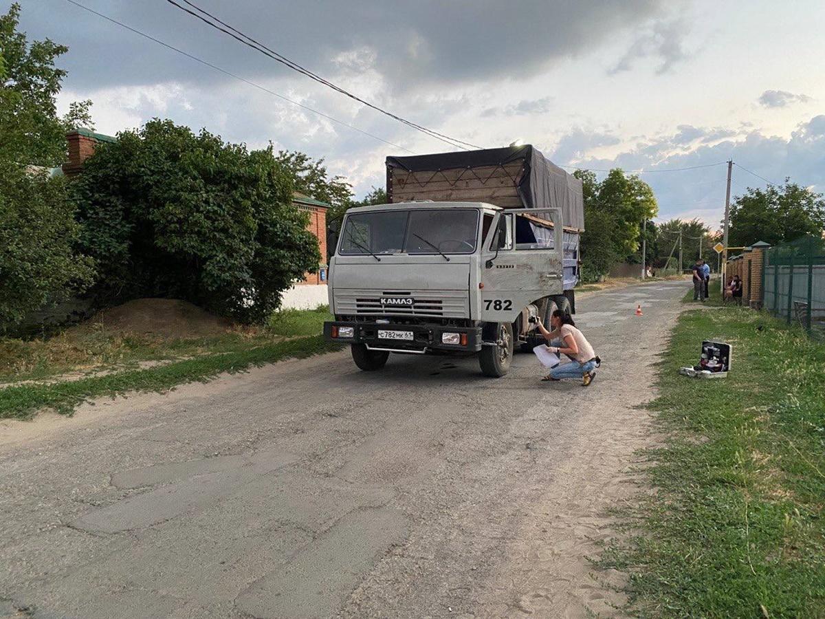 На водителя КамАЗа, насмерть переехавшего 5-летнего мальчика в Ростовской  области, завели дело » DonDay - новости Ростова-на-Дону. Происшествия,  события, новости бизнеса, политики, культуры и спорта.