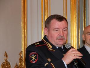 Помощник главы МВД России подозревается в злоупотреблении должностными полномочиями
