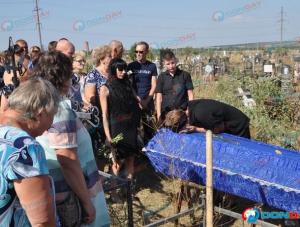 В Ростовской области простились с добровольцем, погибшим в спецоперации