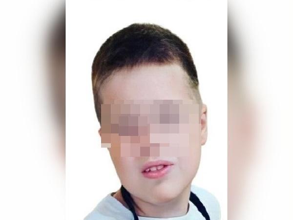 Пропал мальчик 14 лет. Пропал ребенок Ростов на Дону. Пропавшие без вести дети 2022. Потерялся мальчик. Летние мальчики.