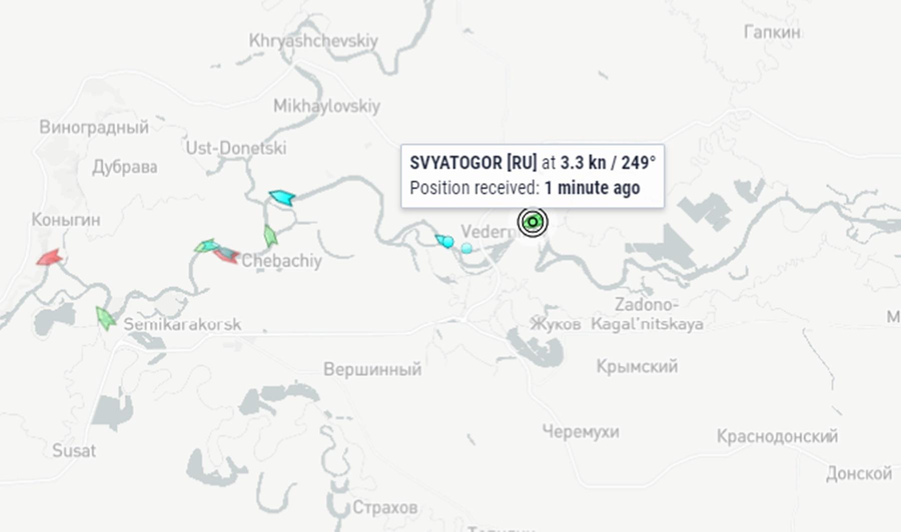 Сухогруз с пшеницей сел на мель в Ростовской области