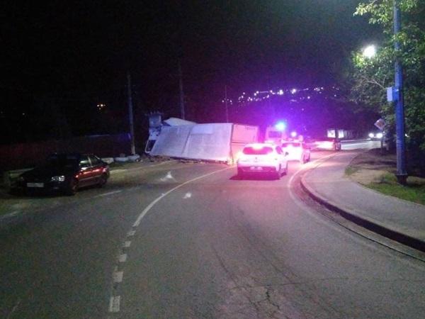Водитель рефрежератора погиб в ДТП на трассе под Новочеркасском