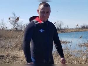 Дайвер показал, что спрятано на дне Гуковского карьера: видео