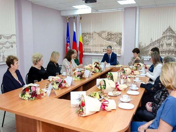 Алексей Логвиненко встретился с руководителями соцучреждений Ростова