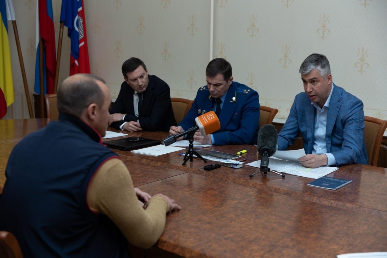 Алексей Логвиненко рассмотрел пять обращений на личном приеме граждан