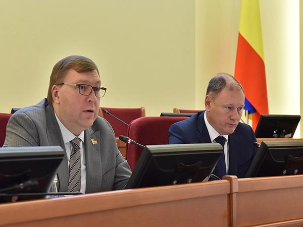 Александр Ищенко: Инициативы фракции ЕР в донском парламенте позволят поддержать мобилизованных предпринимателей и решить ряд вопросов социальных гарантий