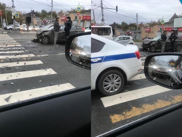 На Буденновском в Ростове из-за ДТП образовалась пробка