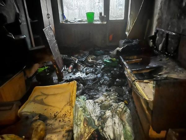 В Донецке при пожаре в квартире едва не сгорел 33-летний мужчина
