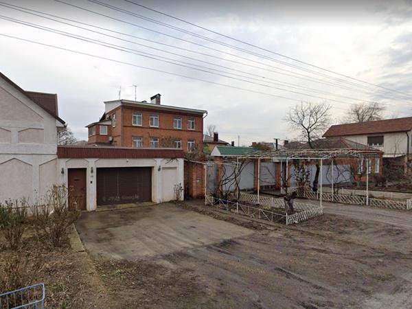 В Батайске произошел пожар в бане