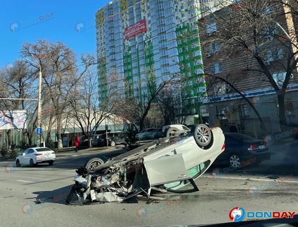 Дондей ростов новости. Авария с БМВ В Ростове на Дону. ДТП на Нагибина 6 декабря.