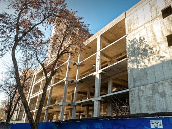 ДИЗО Ростова через суд потребовал отменить сделку по кинотеатру «Юбилейному»