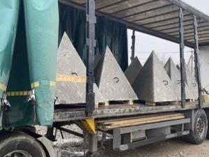 В Ростовской области начали продавать противотанковые «зубы дракона»