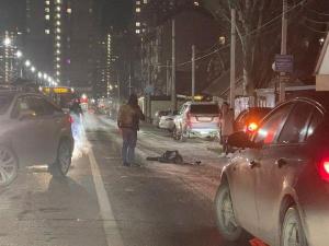 В Ростове разыскивают автомобилиста, сбившего школьника на улице Сарьяна