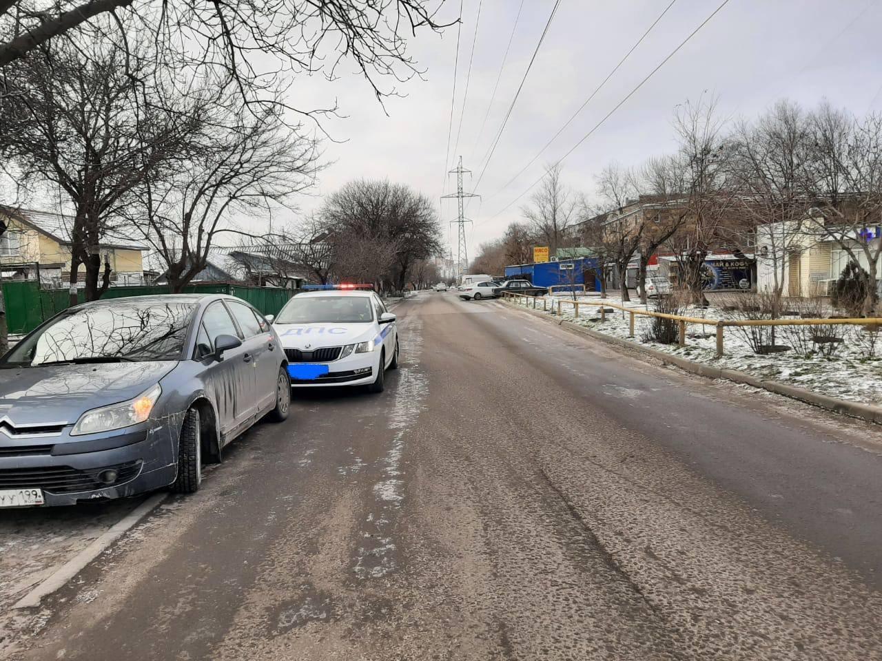 В Ростове в Чкаловском водитель «Ситроена» сбил 13-летнюю школьницу »  DonDay - новости Ростова-на-Дону. Происшествия, события, новости бизнеса,  политики, культуры и спорта.