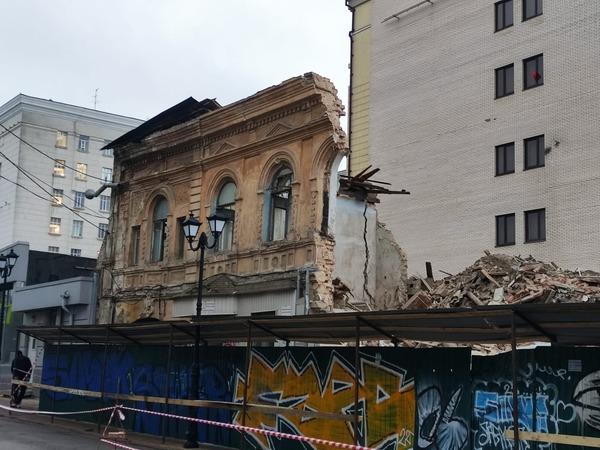 Доходный дом братьев Елицеров в центре Ростова пошел под снос