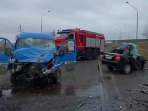 На трассе Ростов – Азов в ДТП один погиб и пятеро пострадали