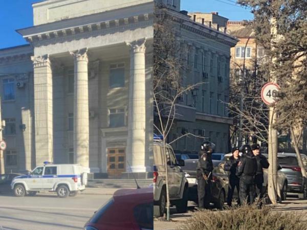 В Шахтах эвакуировали городскую администрацию из-за угрозы минирования