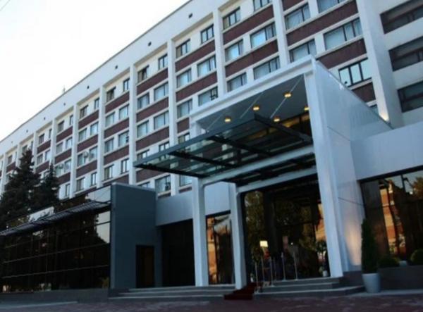 В гостинице Таганрога мужчину нашли повешенным