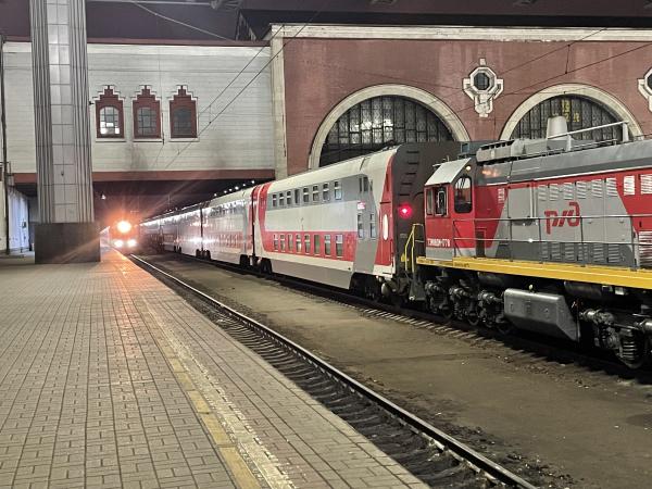 В Каменском районе из-за снегопада задержаны пять поездов