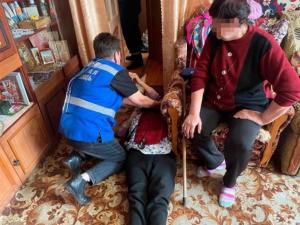 В Ростовской области пенсионерка всю ночь пролежала в доме на полу со сломанной рукой