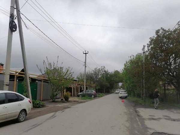 В Ростове на Каратаева водитель автомобиля сбил 11-летнего мальчика