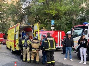 Пострадавших при пожаре ростовчанок госпитализировали
