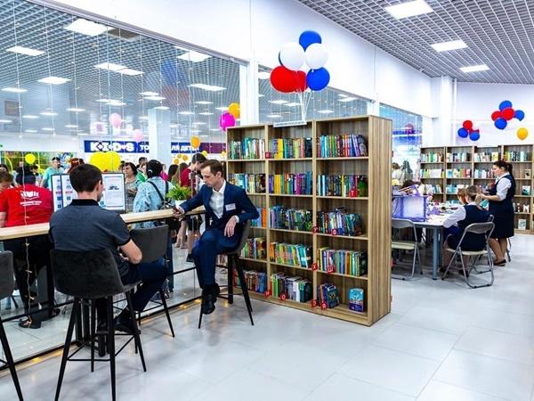 Алексей Логвиненко: На Суворовском открыли первую библиотеку