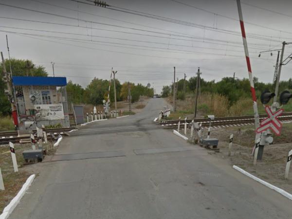 В Новочеркасске из-за аварии на день закрыли железнодорожный переезд