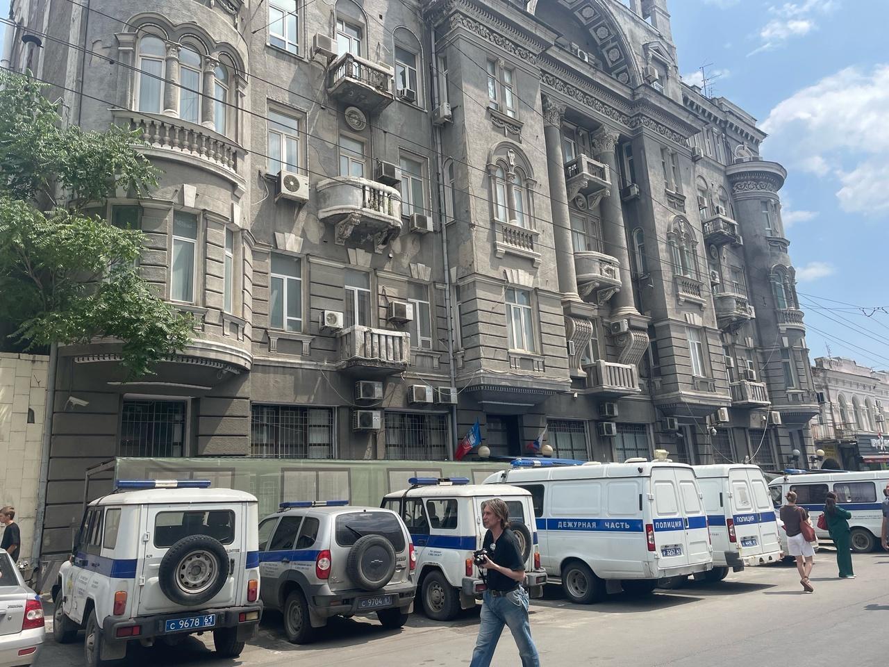 В Ростовской области на двух высокопоставленных полицейских возбудили ...