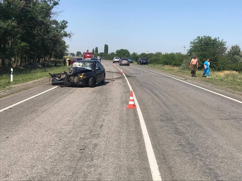 Машина волгодонск ростов на дону. Авария в Ростовской области. ДТП В Ростовской области. Водитель на трассе.