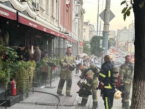 В Ростове после пожара закрыли ресторан на Буденновском