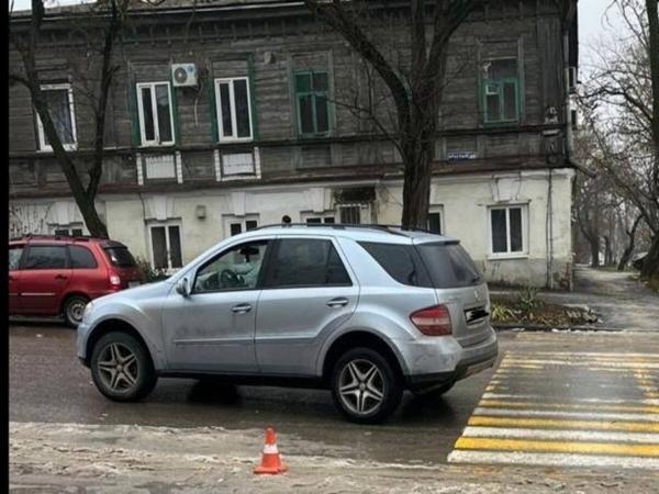 В Новочеркасске водитель «Мерседеса» сбил 86-летнюю женщину