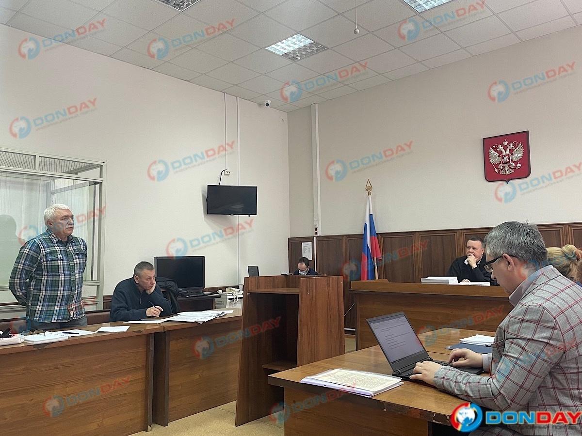 В Ростовском облсуде с экс-судьи Юрия Захарчевского потребуют 16 млн рублей