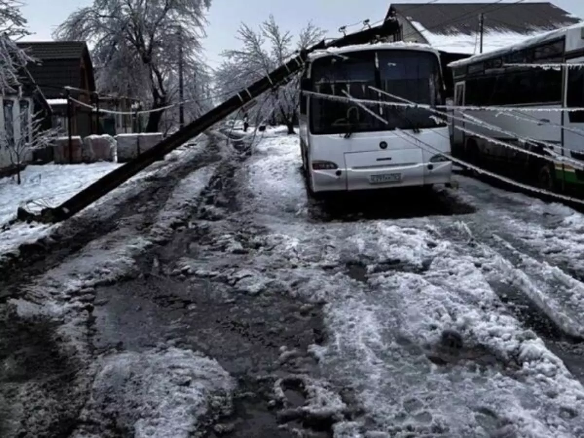 Последствия стихийного бедствия в городе Шахты » DonDay - новости  Ростова-на-Дону. Происшествия, события, новости бизнеса, политики, культуры  и спорта.