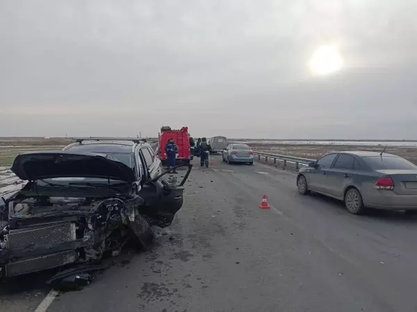 На трассе в Ростовской области трое взрослых и ребенок пострадали в ДТП