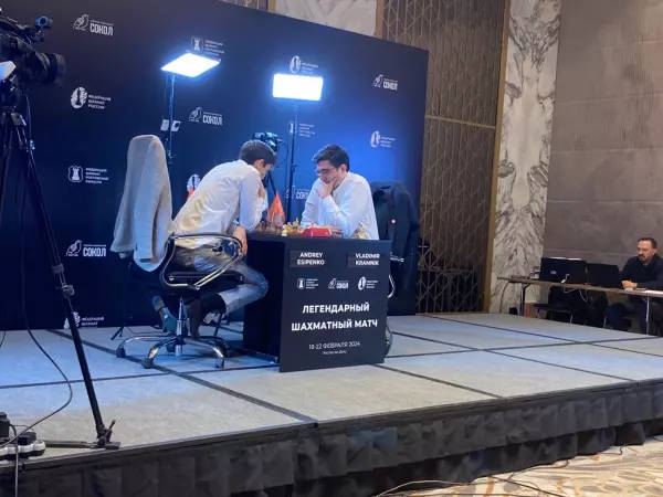 В Ростове начался шахматный матч между Владимиром Крамником и Андреем Есипенко