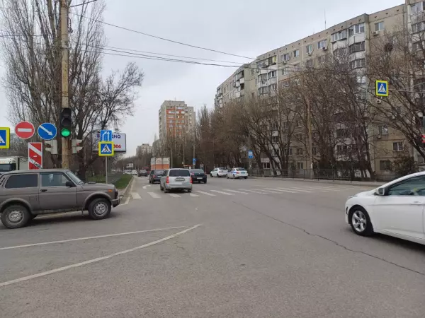 В Ростове под колесами авто едва не погиб 12-летний ребенок
