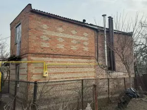 В Новочеркасске при пожаре в доме погиб 77-летний мужчина