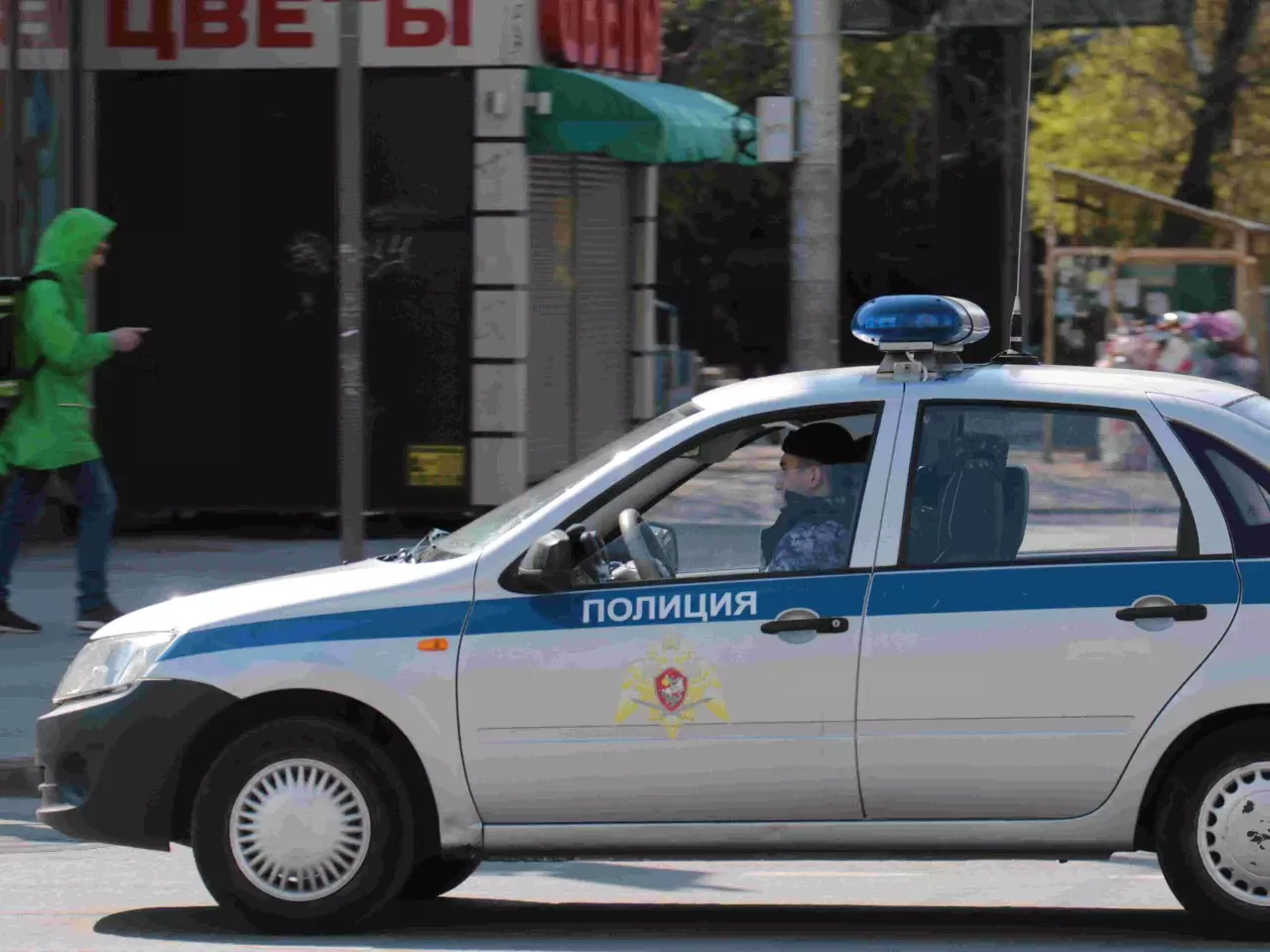 В Волгодонске эвакуировали торговый центр из-за сообщения о минировании