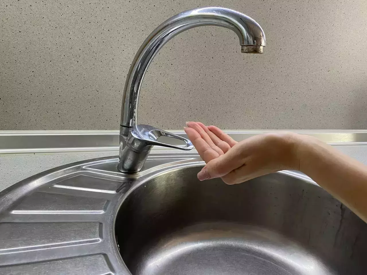 Жители Цимлянского района 23 апреля останутся без воды