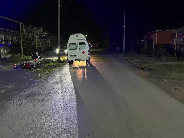 В Ростовской области 47-летний скутерист врезался в опору ЛЭП и разбился насмерть