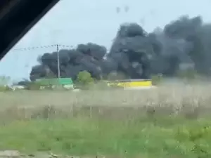 В Батайске произошел крупный пожар на мусорном полигоне