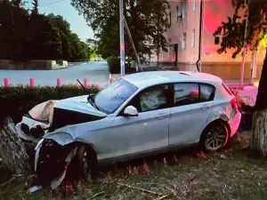 В Каменске 16-летний парень попал в больницу после ДТП