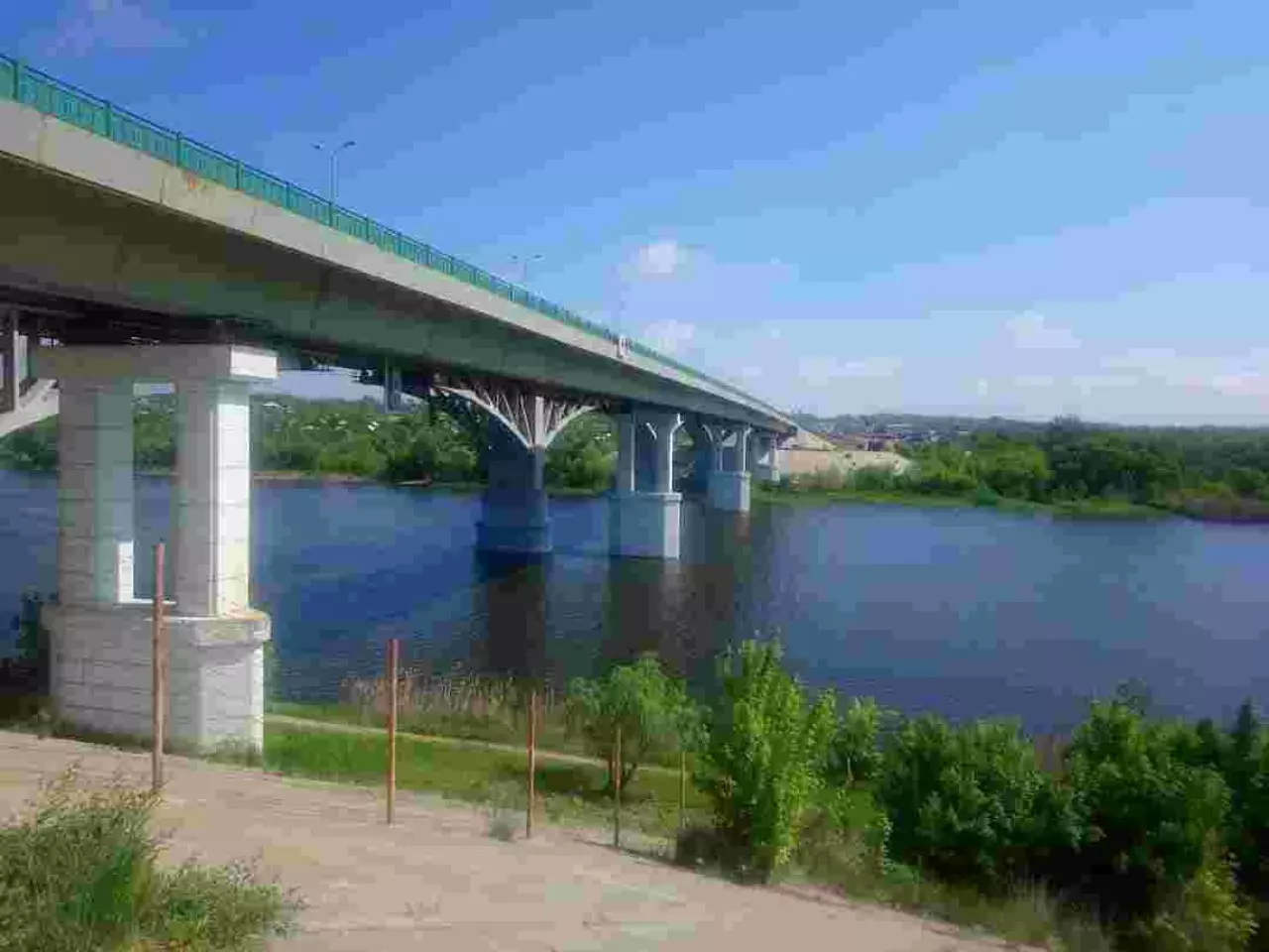 В Ростовской области под мостом нашли труп школьницы
