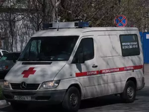 В Ростовской области 79-летний мужчина попал под колеса автомобиля
