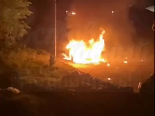В Ростове на Коблова взорвалась легковушка