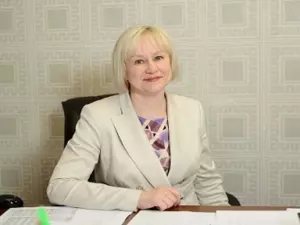 Самым высокооплачиваемым медиком Ростовской области стала главврач стоматологии № 4