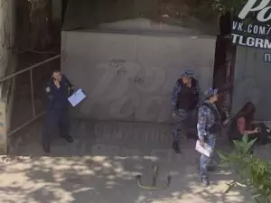 В центре Ростова в стене жилого дома обнаружили бомбу времен Великой Отечественной войны