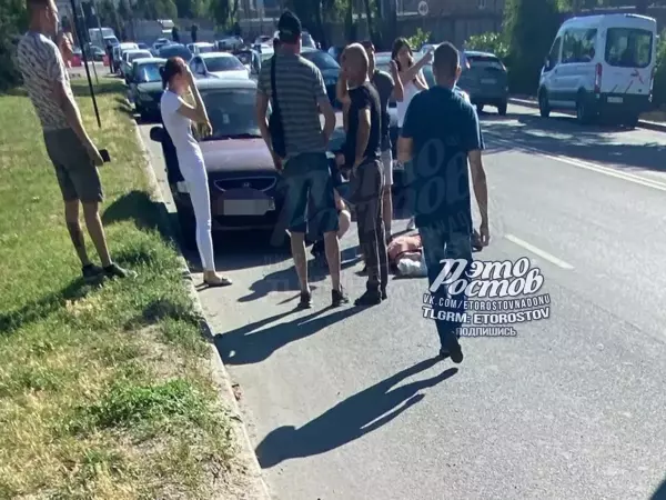 В Ростове ищут свидетелей ДТП с выпавшей из автобуса женщиной