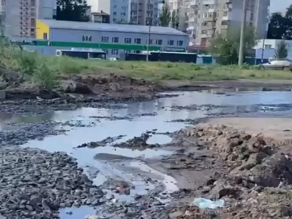 В Ростове Вселенную затопило нечистотами из-за прорыва канализации